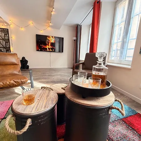 S New-york Grand T2 A Deux Pas Du Chateau 아파트 *
