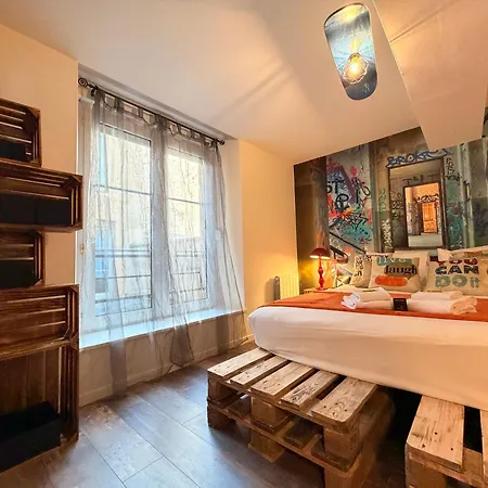 S New-york Grand T2 A Deux Pas Du Chateau 아파트 *